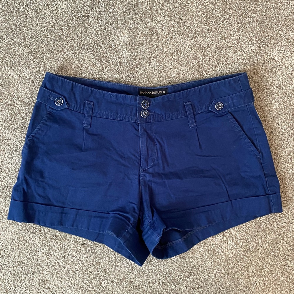 3 for $30 Banana Republic Chino Shorts, Size 4